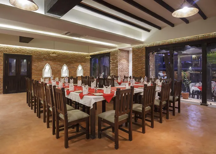 Thamel House - 6 Km From Boudhanath Stupa, 4*