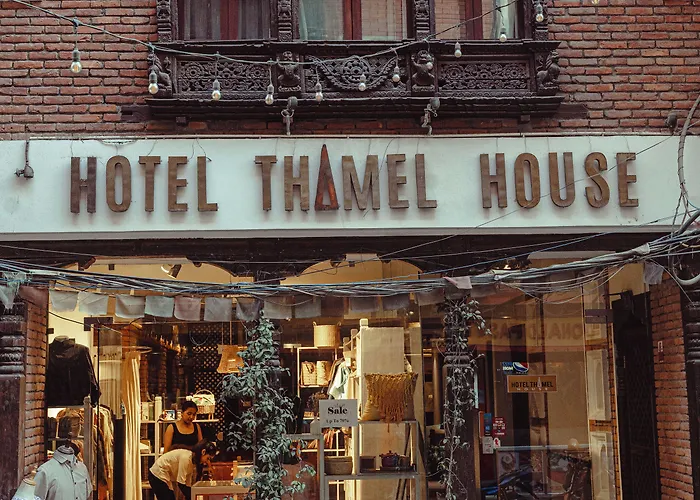 Thamel House - 6 Km From Boudhanath Stupa, ホテル 4*